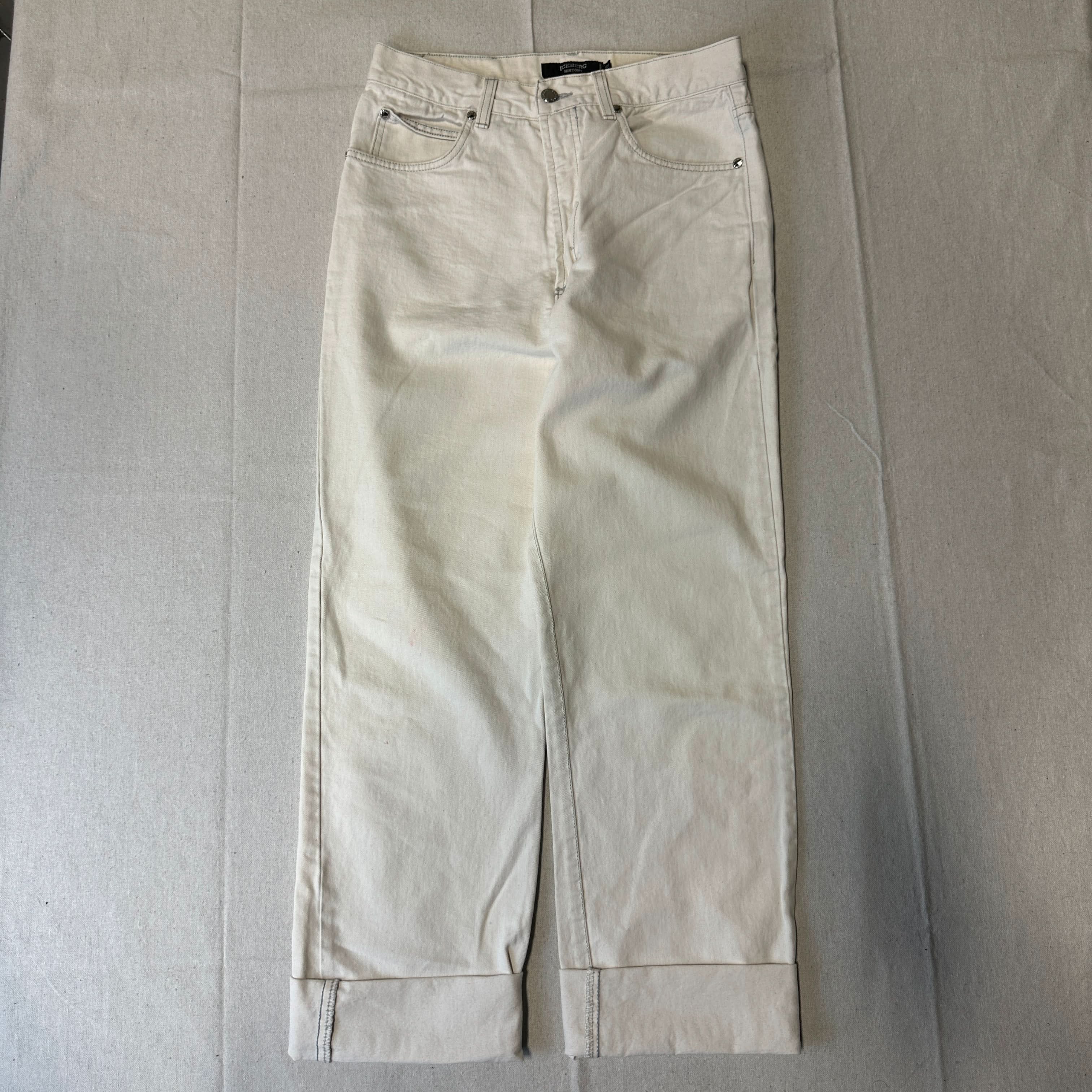 Vintage Iceberg History Embroidered Character White Jeans Size 32