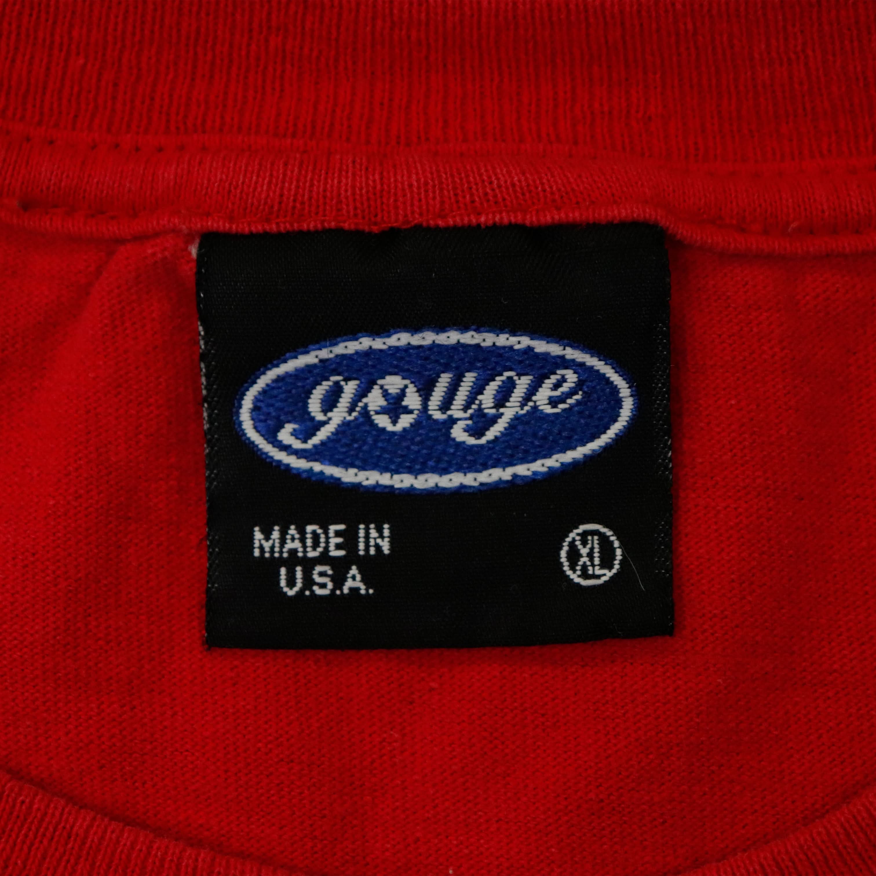 Vintage Gouge Skateboard Graphic Red T-Shirt Size XL