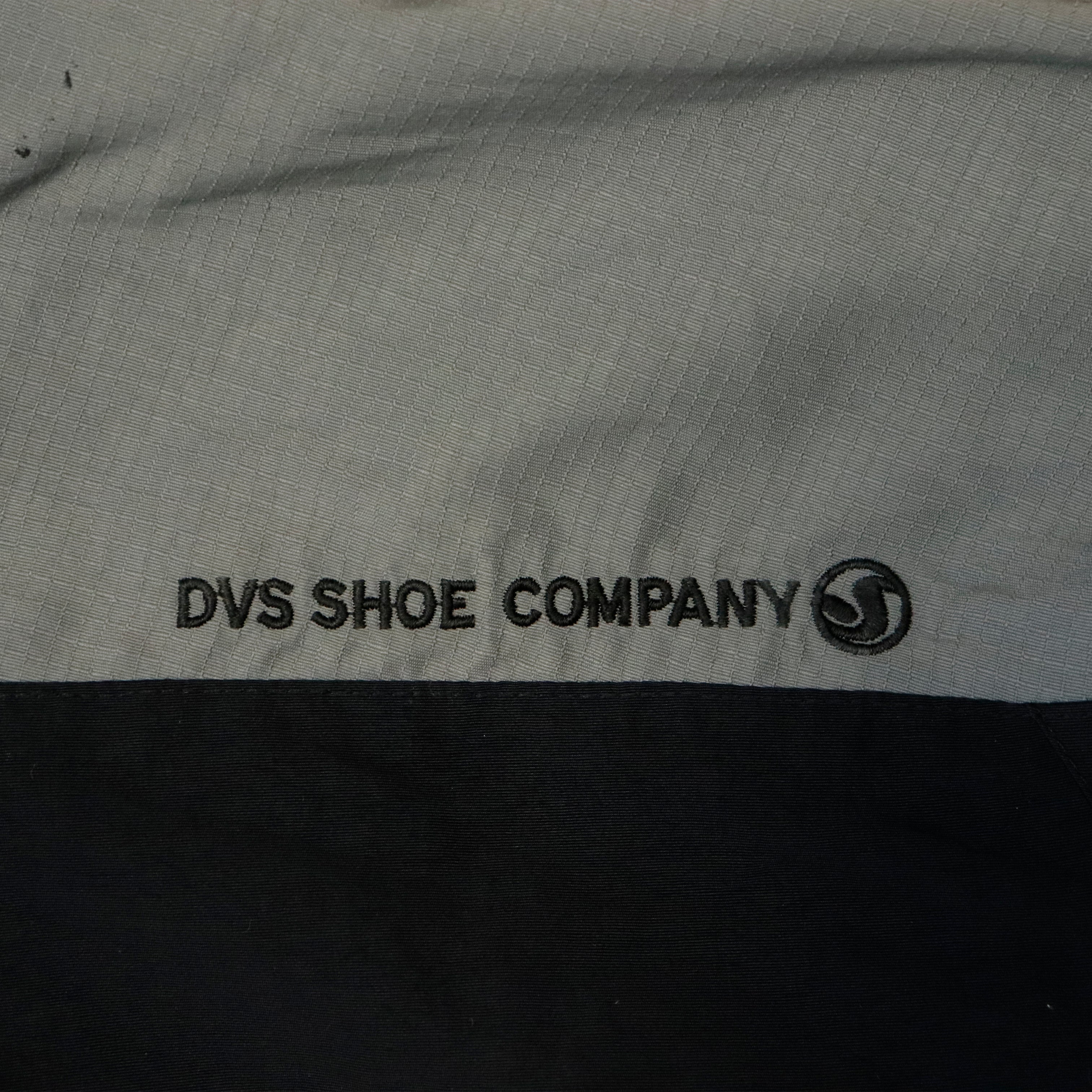 Vintage DVS Shoe Company Two-Tone Hooded Pullover Jacket Size L