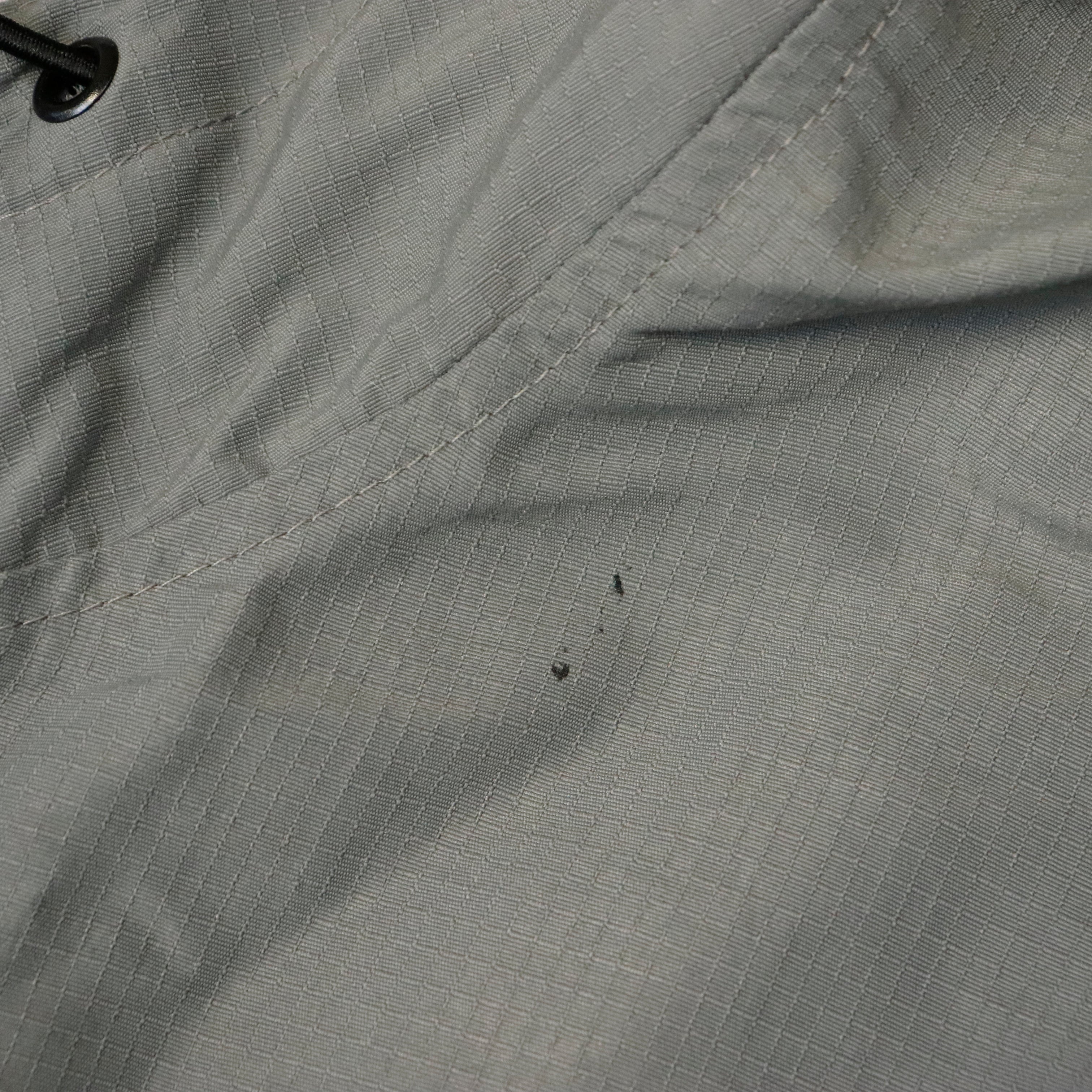 Vintage DVS Shoe Company Two-Tone Hooded Pullover Jacket Size L