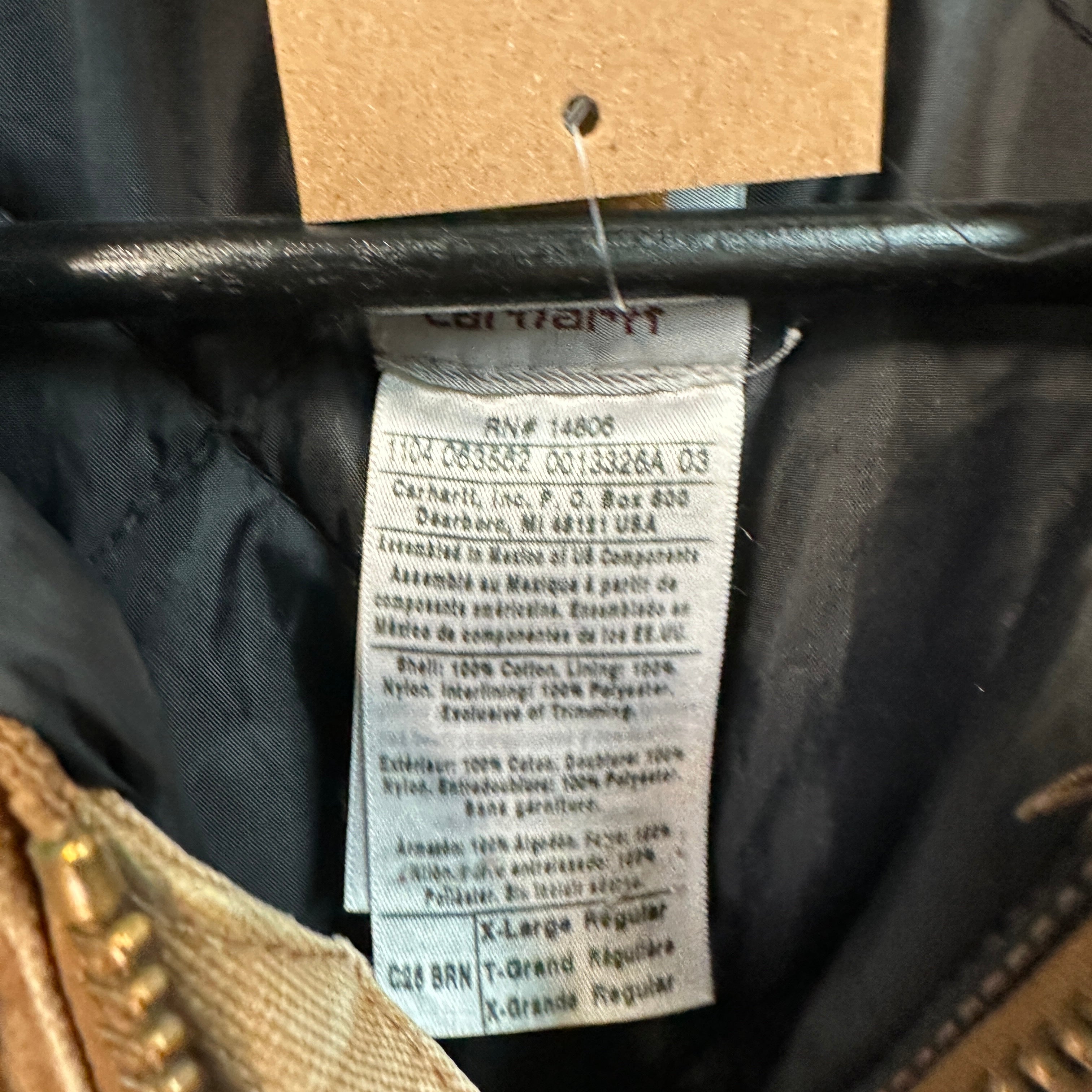 Vintage Carhartt Jacket  - Arctic Traditional Poetic Fade Black collar