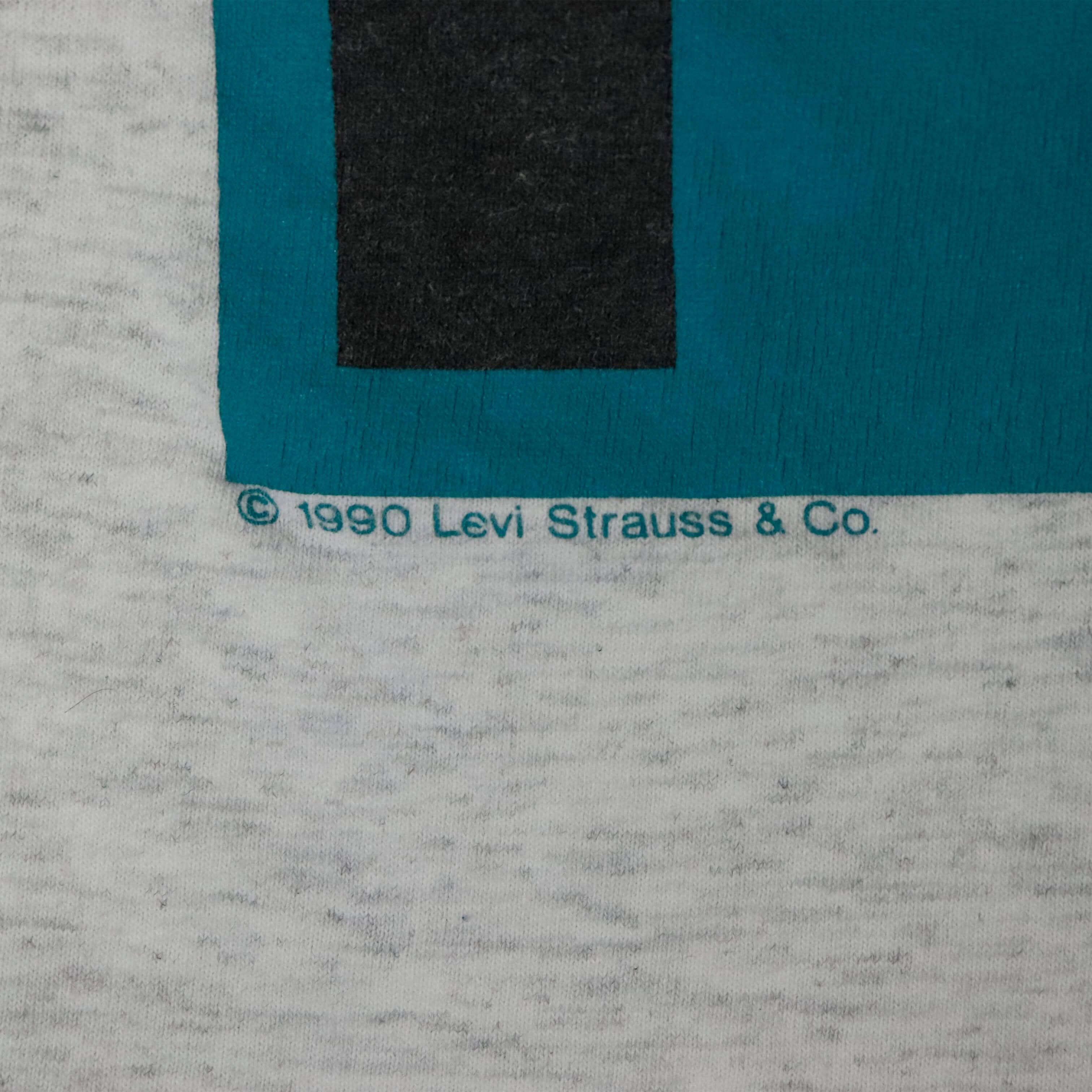 Vintage 1990 Levi's Button Your Fly Graphic T-Shirt Size XL FAIF.CA 