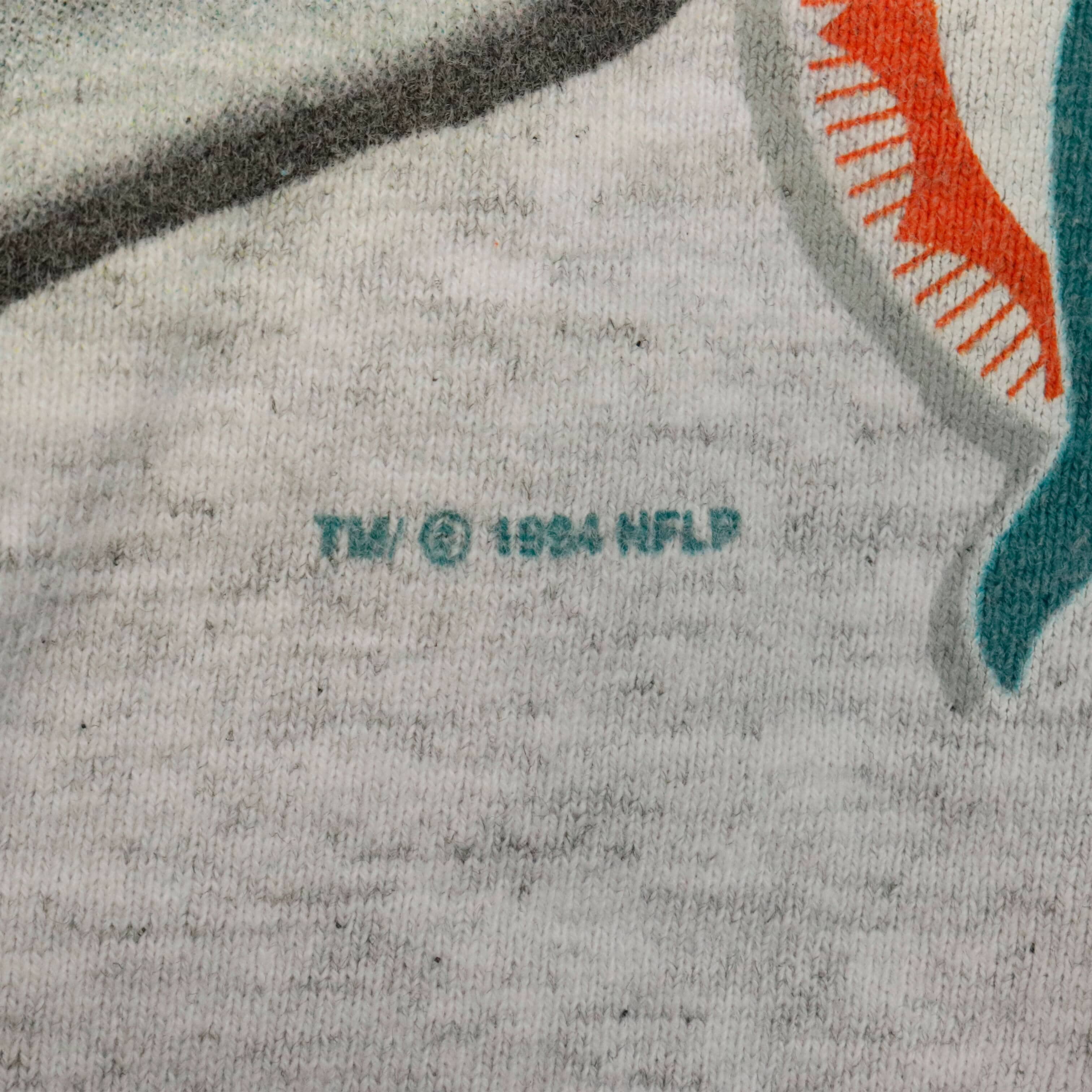 Vintage 1994 Salem Sportswear Miami Dolphins Graphic Sweatshirt Size XL FAIF.CA 
