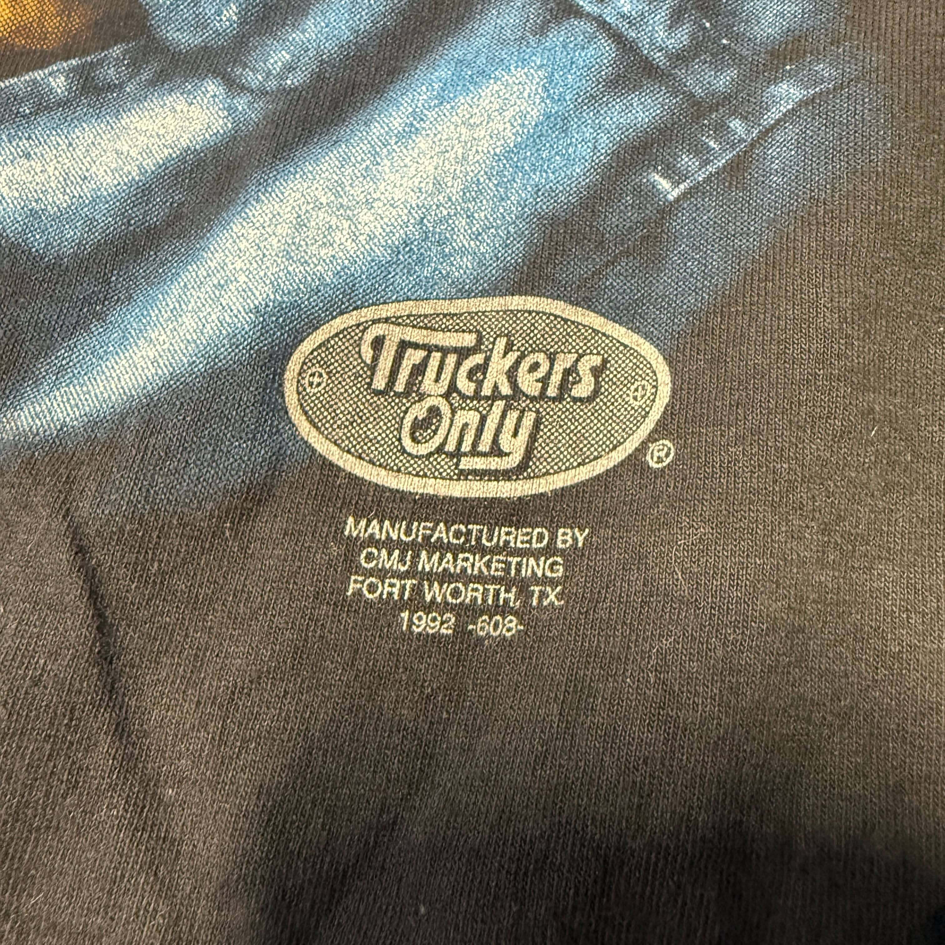 Vintage 3D Emblem Bad to the Bone Trucker Graphic T-Shirt Size Large 90s FAIF.CA 