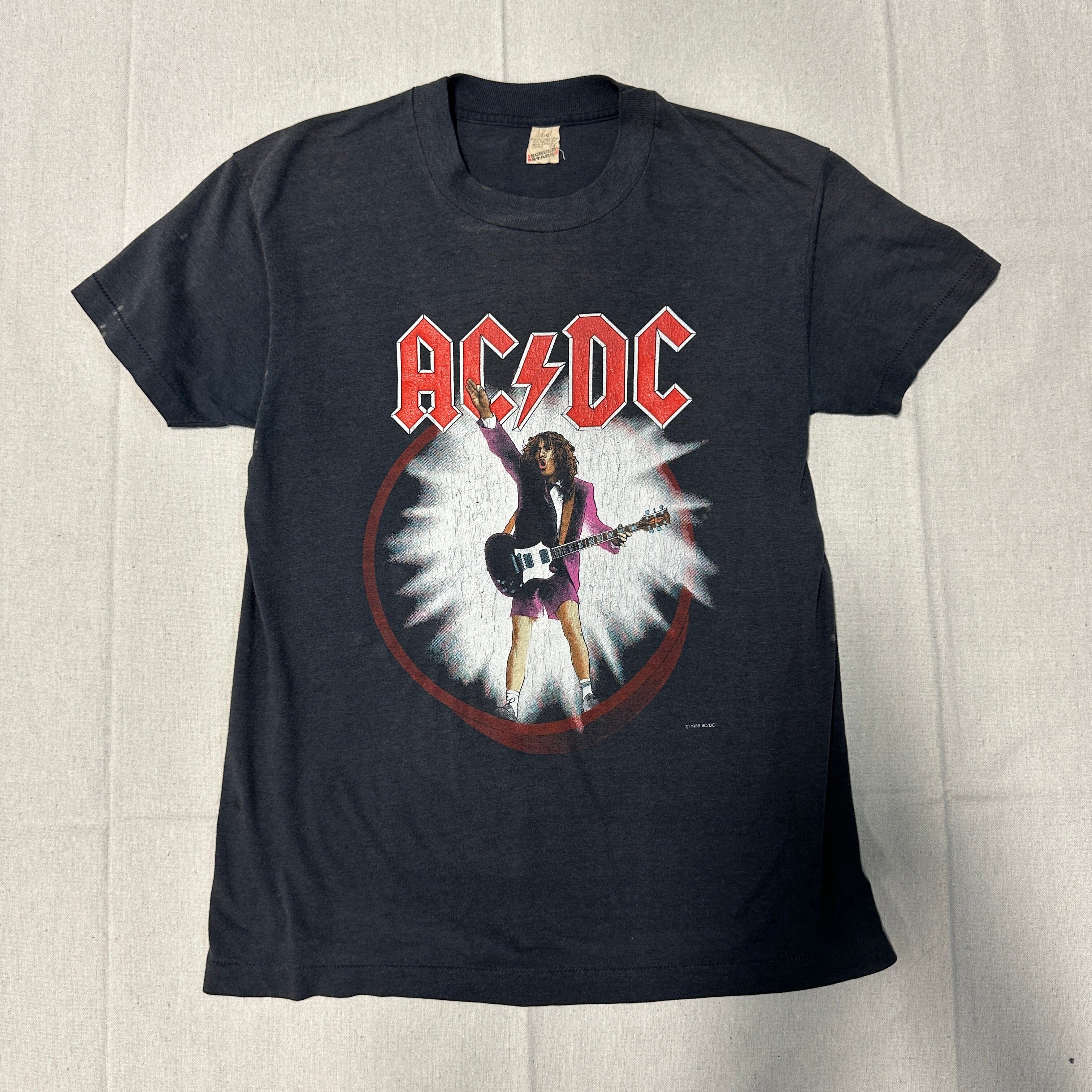 Vintage AC/DC Blow Up Your Video Tour Graphic T-Shirt Size Large 80s screen stars FAIF.CA 
