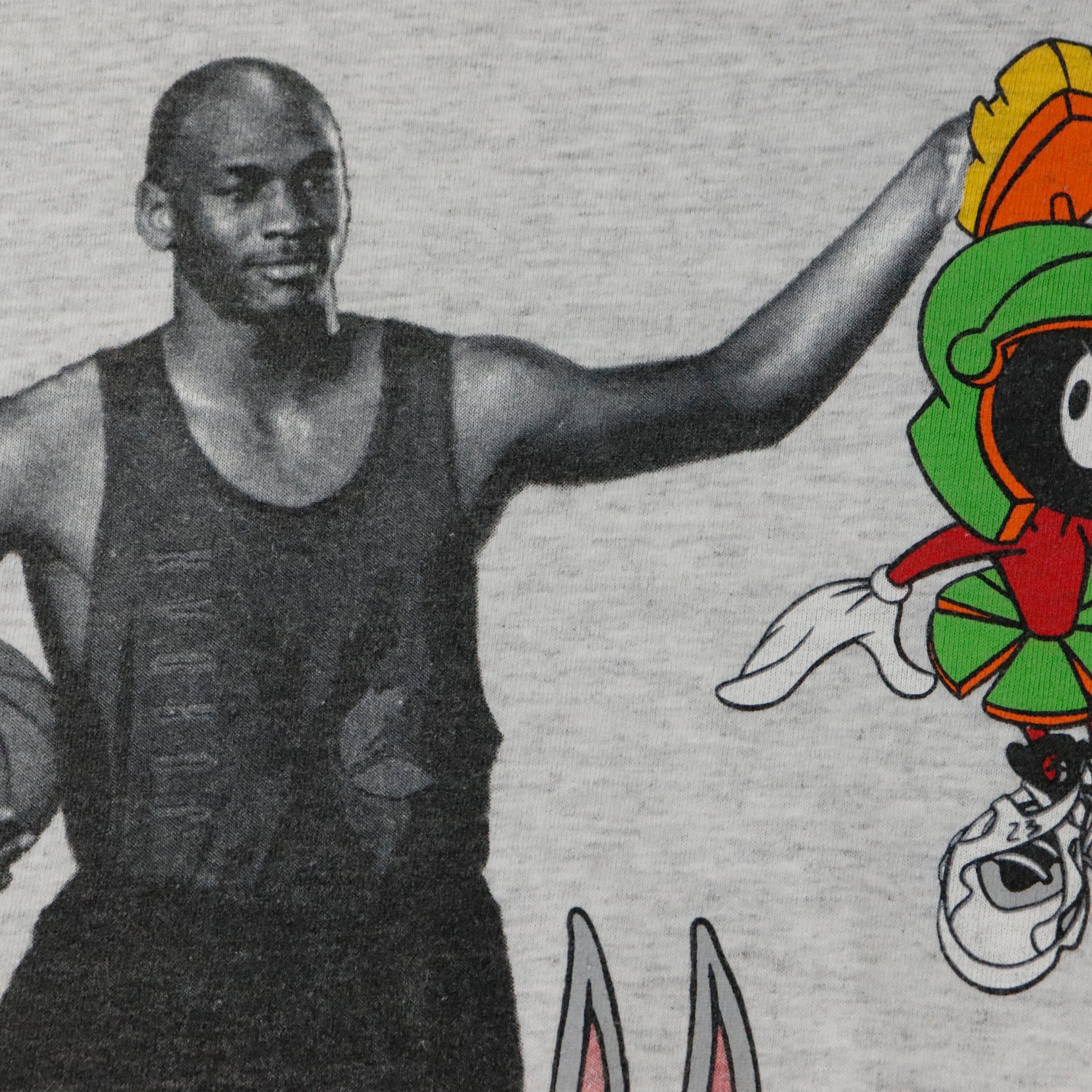 Vintage Air Jordan Space Jam 1993 Nike Looney Tunes graphic t-shirt Size M Nike 