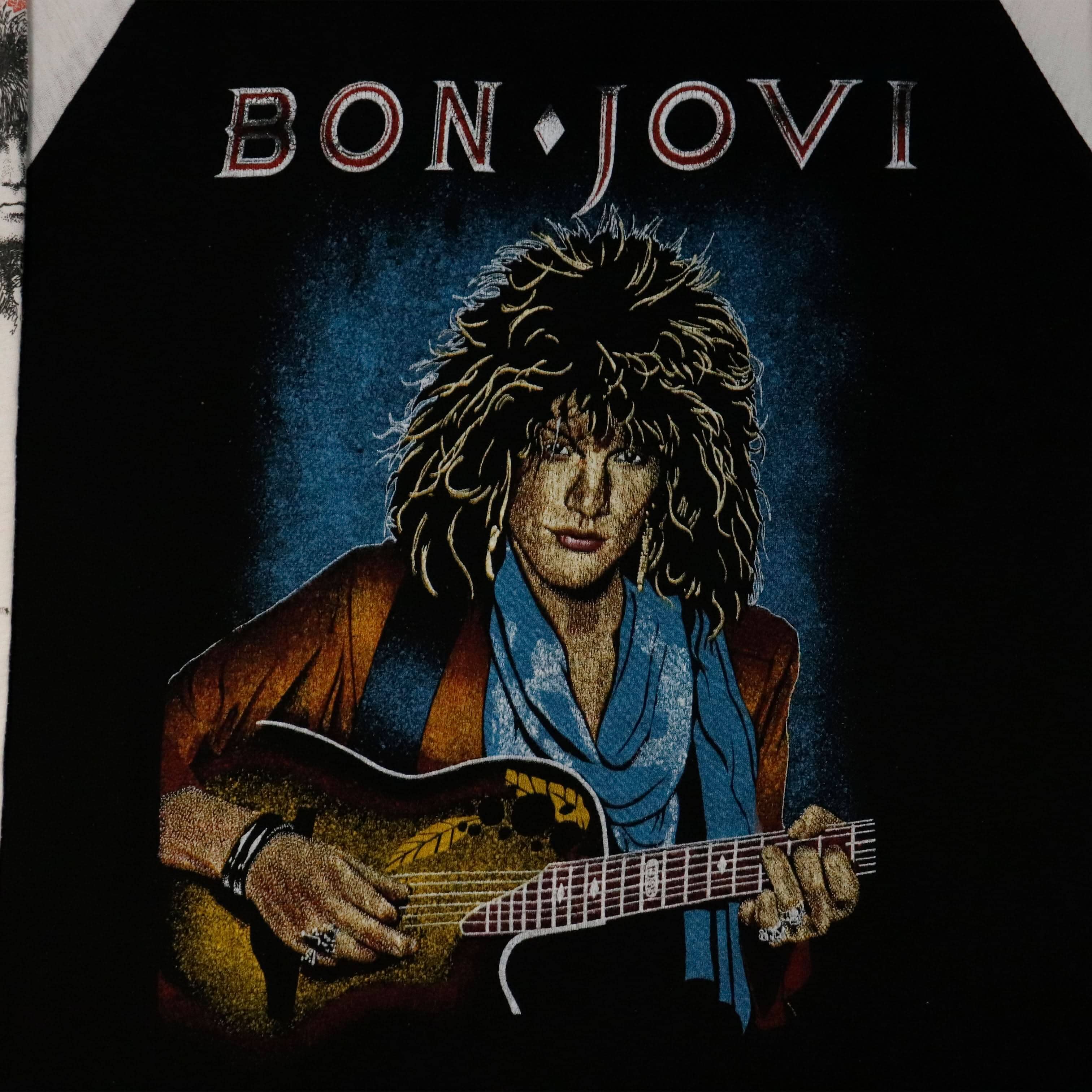 Vintage Bon Jovi Graphic Raglan Band T-Shirt Size XL FAIF.CA 