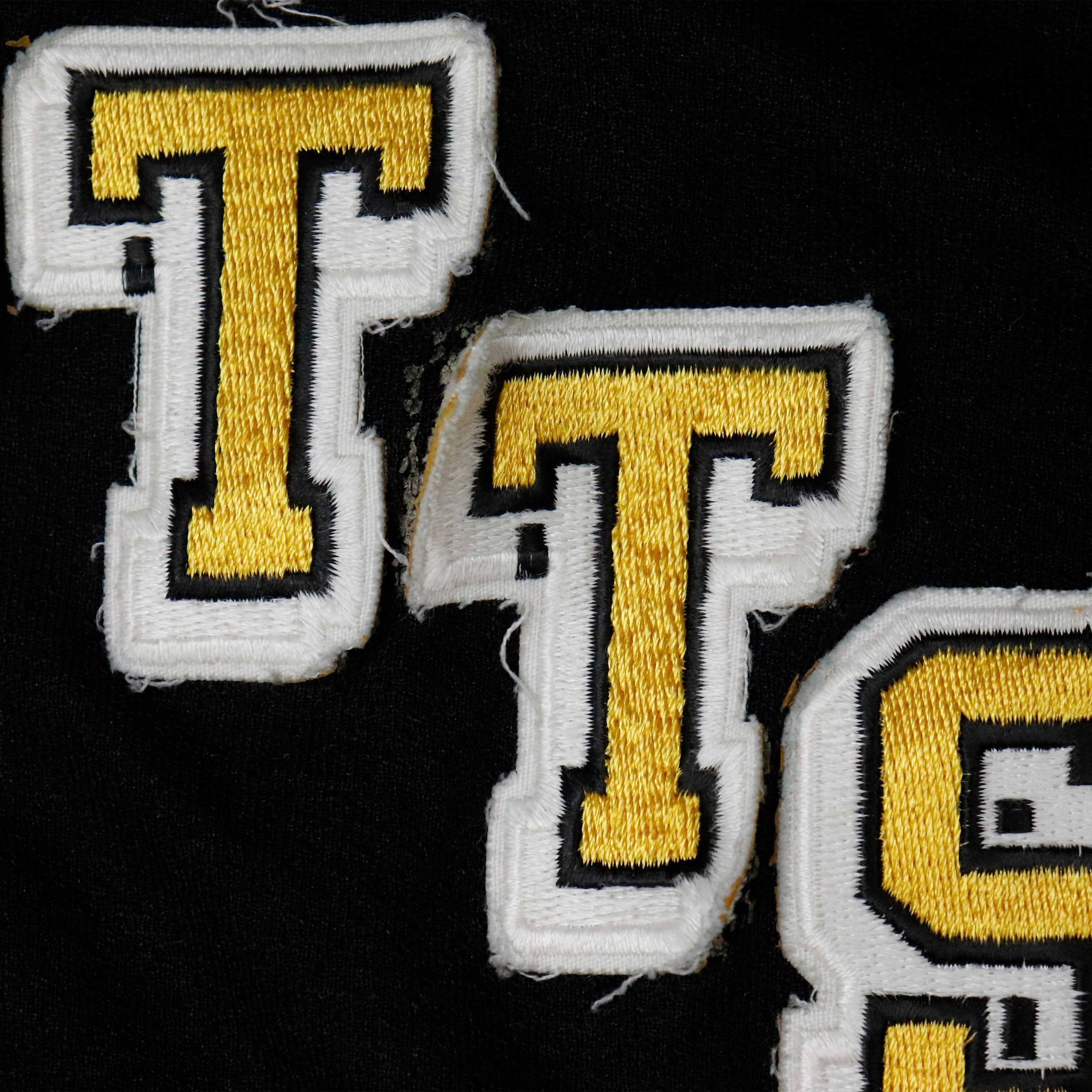 Vintage CCM Pittsburgh Penguins Hockey Jersey Size XL FAIF.CA 