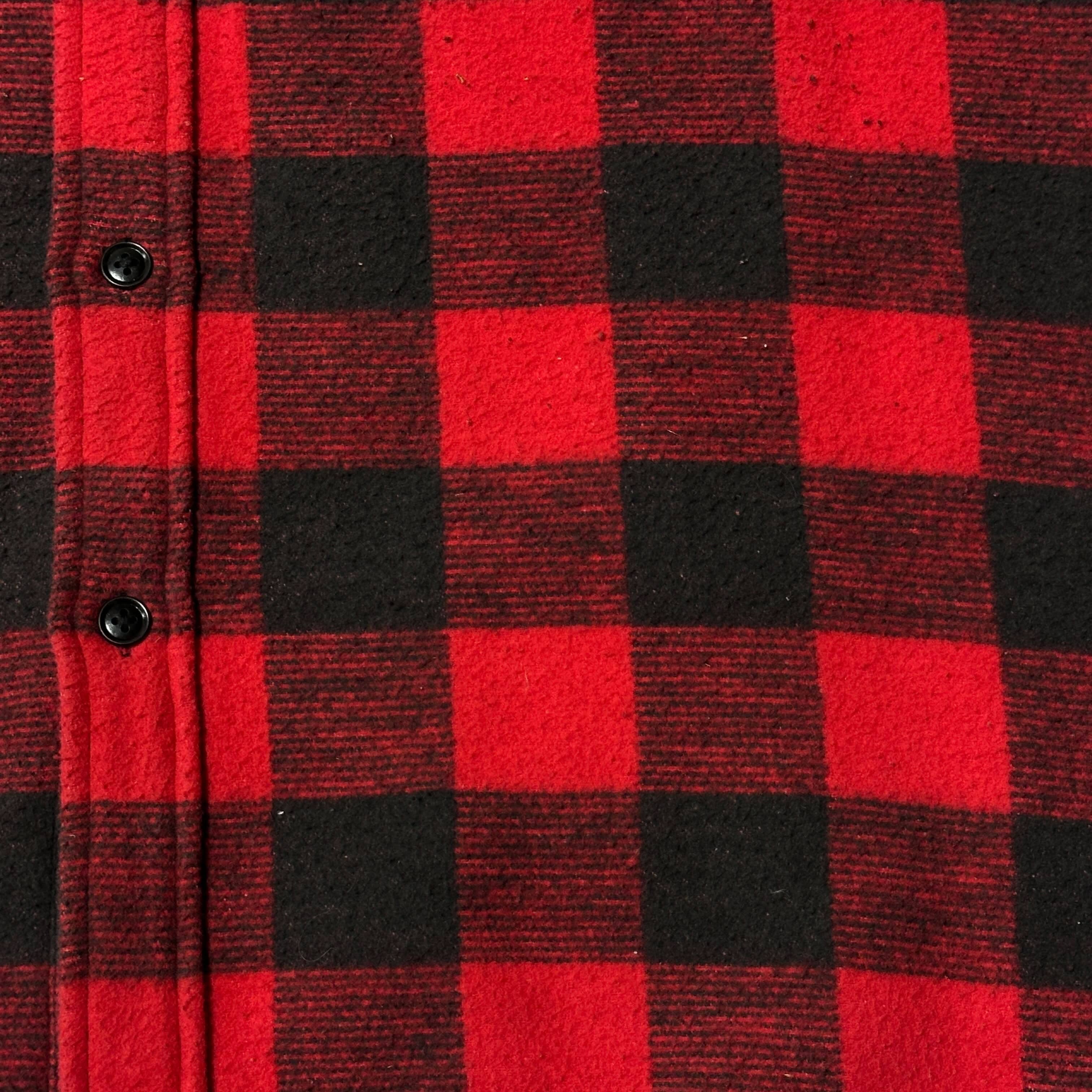 Vintage Champion Canadian Red Black Buffalo Plaid Flannel Shirt Size XL FAIF.CA 