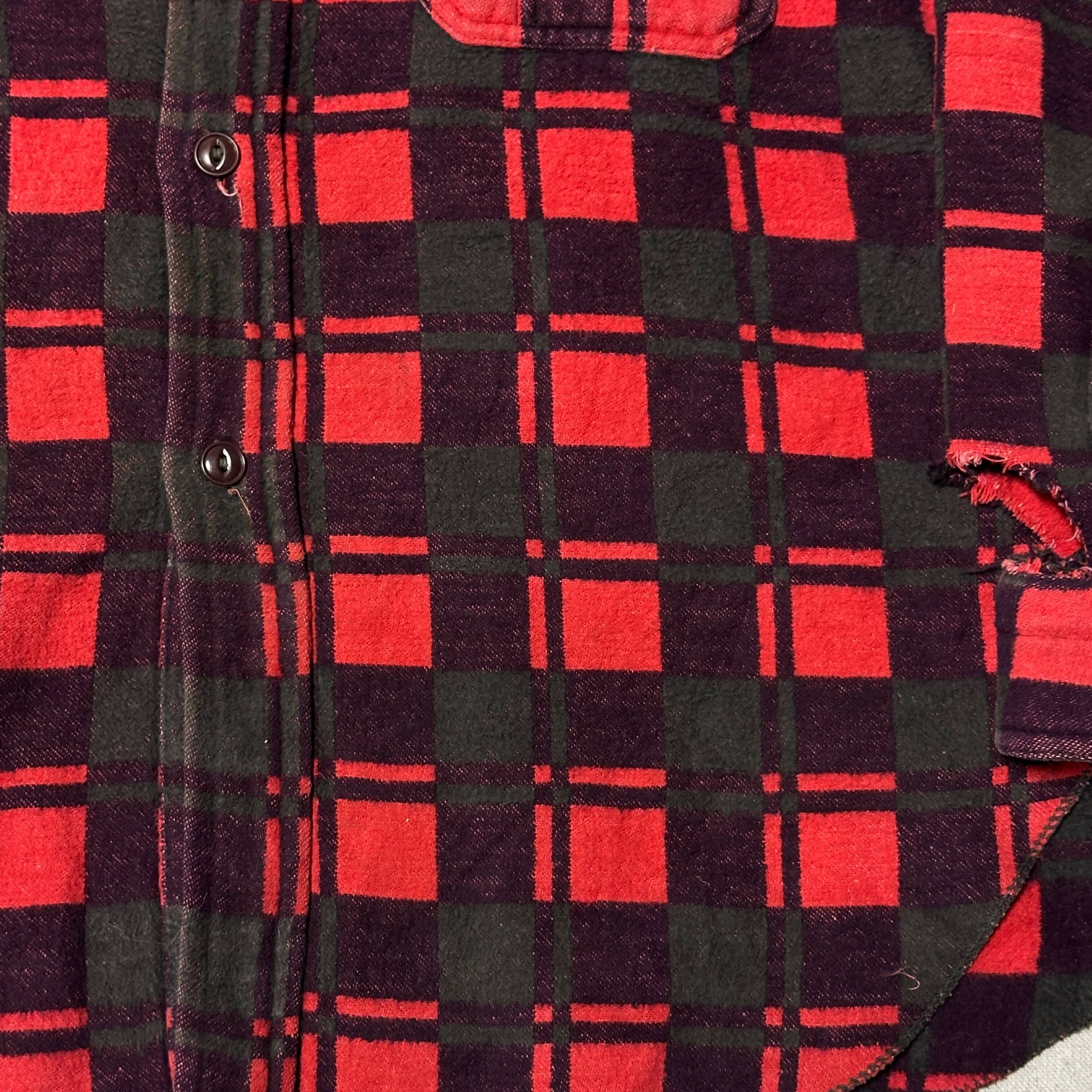 Vintage Champion Red Plaid Flannel Shirt Size 17 1/2 FAIF.CA 