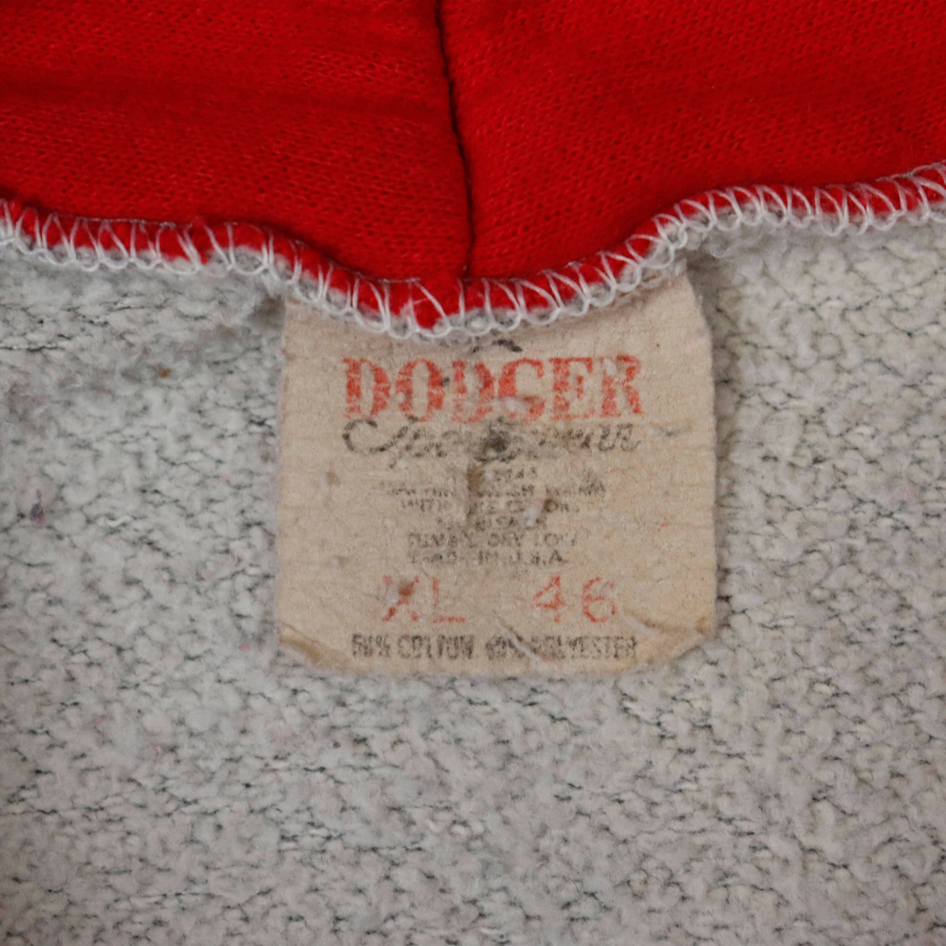 Vintage Dodger Wisconsin Graphic Hoodie Sweatshirt Size XL FAIF.CA 