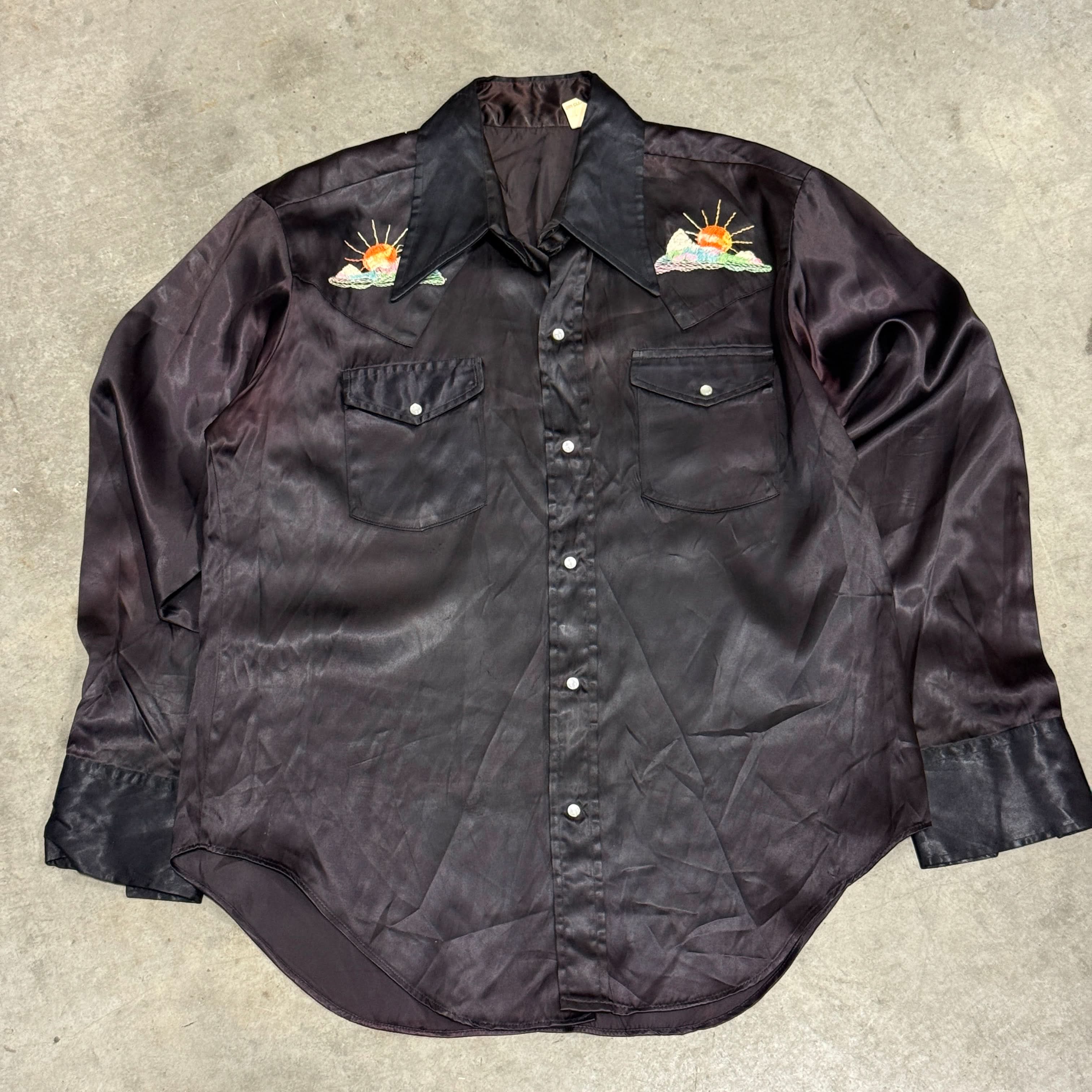 Vintage Embroidered Mountain Scene Western Shirt Size L Jizz Ind FAIF.CA 