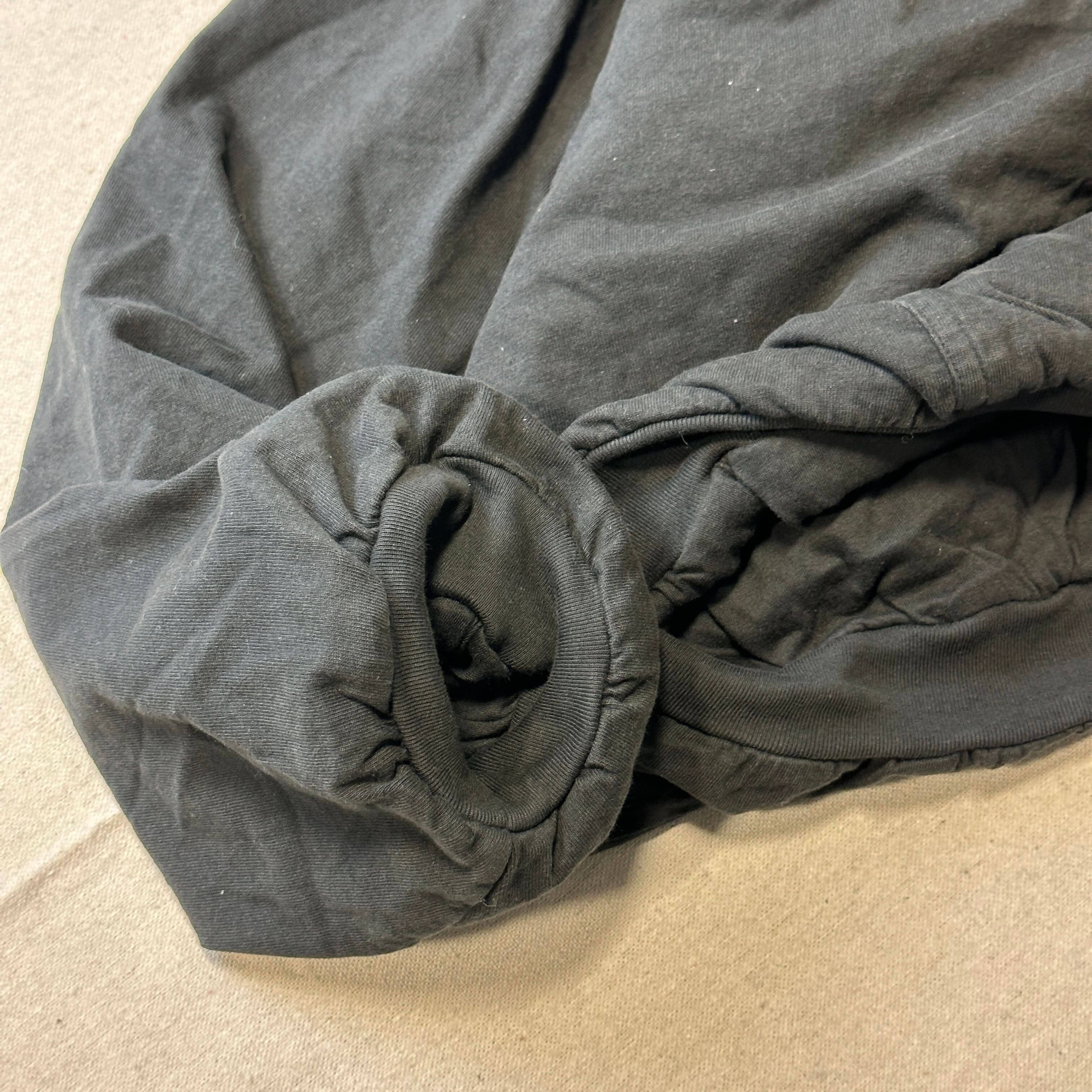 Vintage GAP YZY Black Hoodie Pullover Size Medium two ply RARE FAIF.CA 