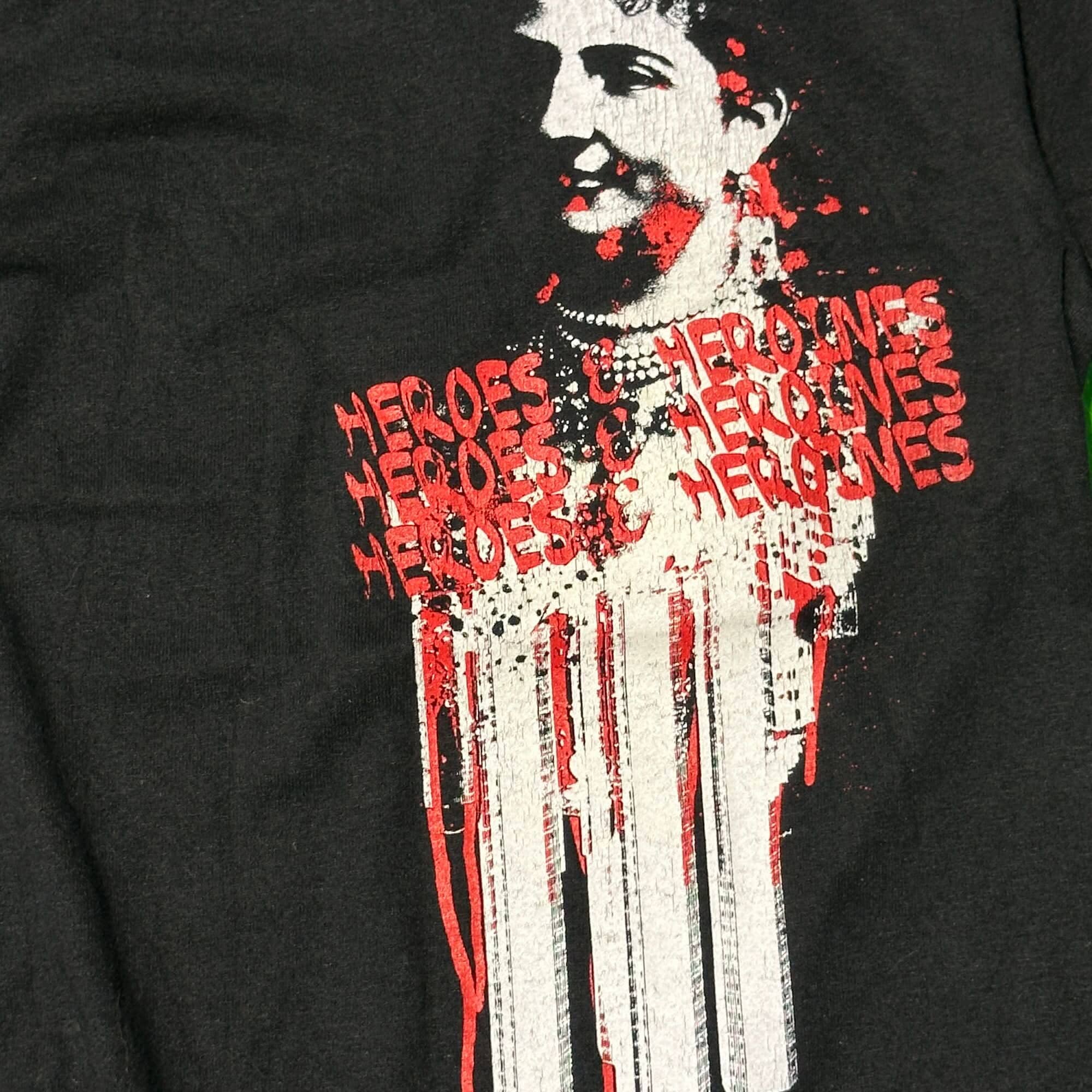 Vintage Hanes Heroes & Heroines Graphic T-Shirt Size S FAIF.CA 