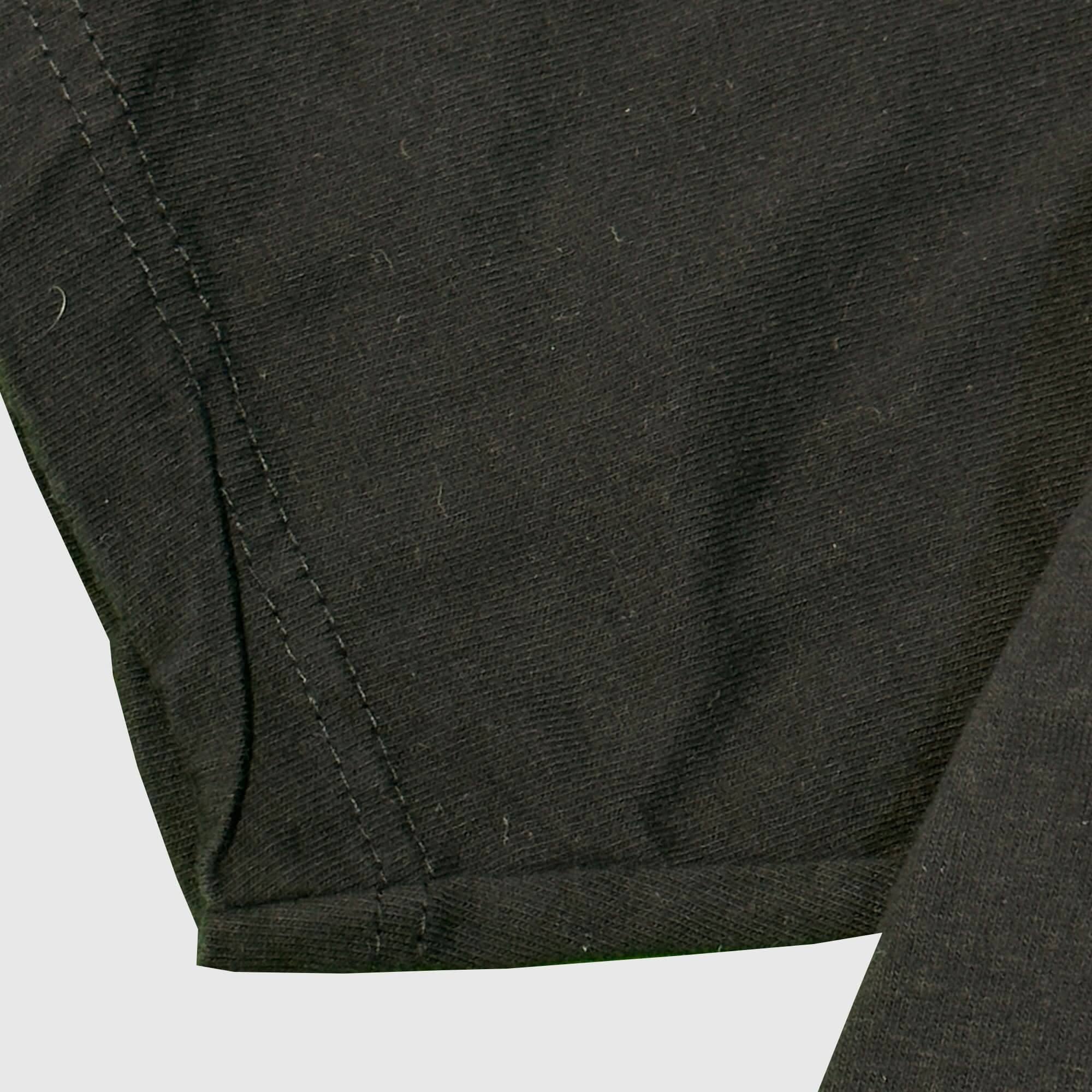 Vintage Hole Celebrity Skin Tour Graphic T-Shirt Size L FAIF.CA 