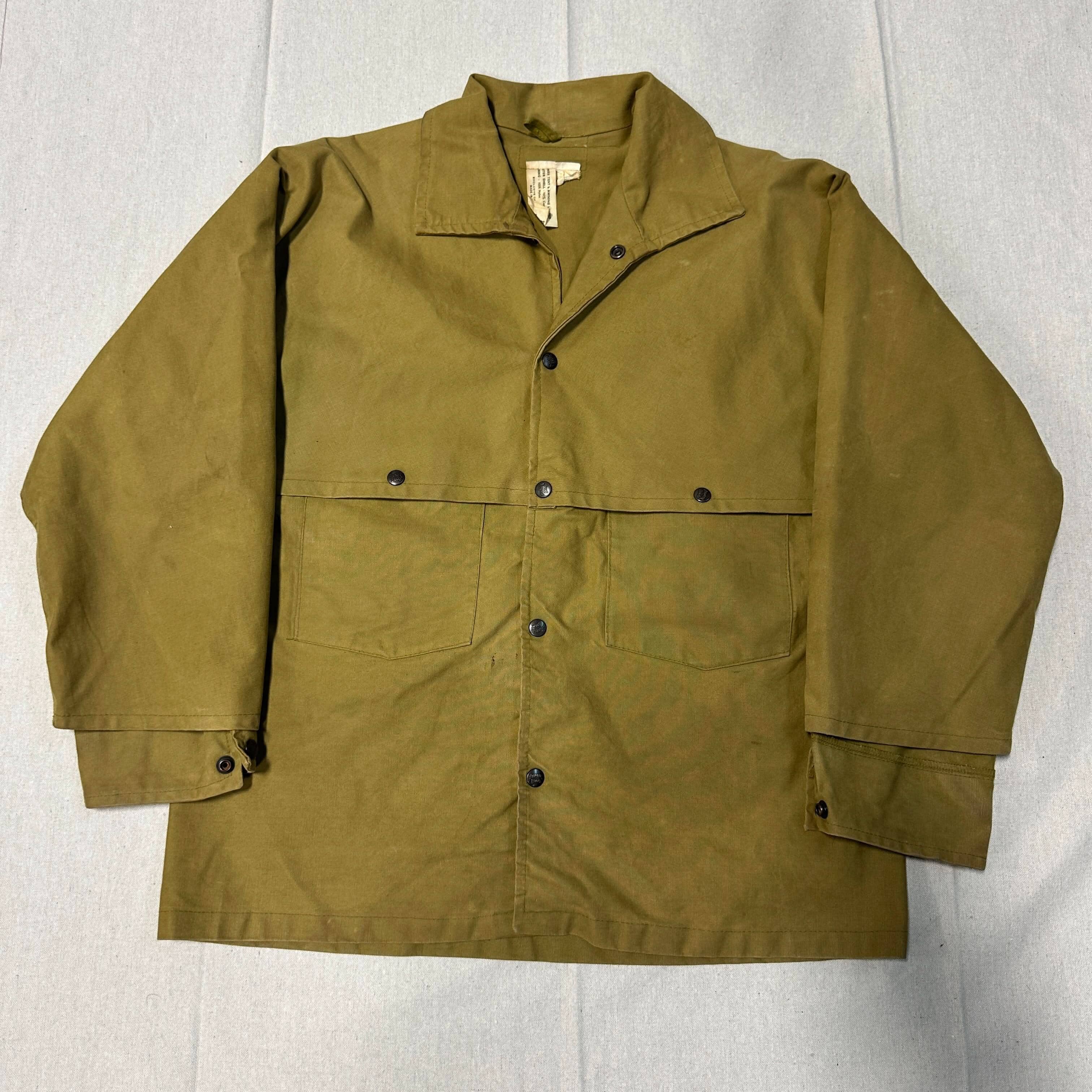 Vintage Jones Tent & Awning Tan Work Jacket Size Large 40s Hunting Cruiser Mackinaw FAIF.CA 