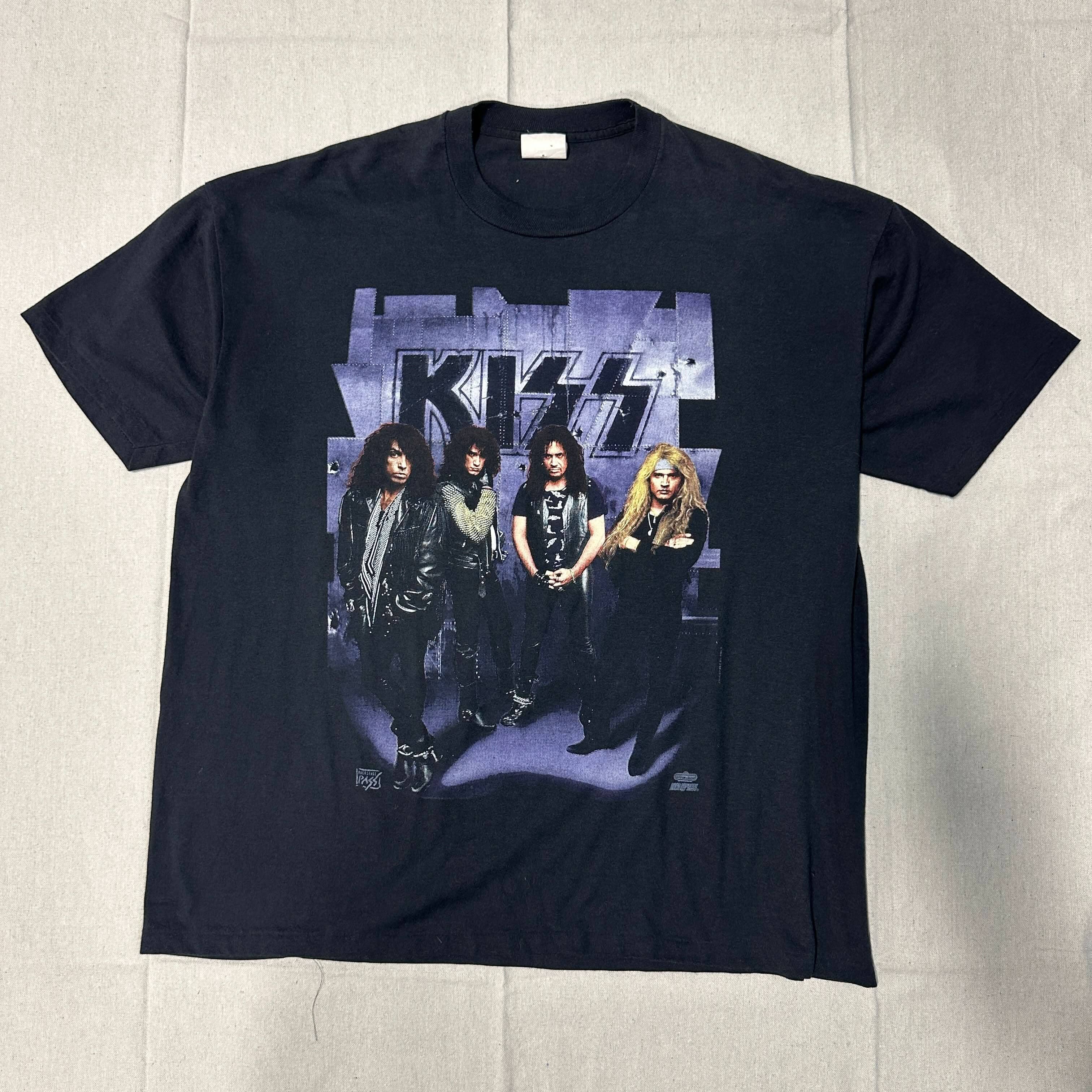 Vintage KISS Revenge Tour Graphic T-Shirt Size 2 FAIF.CA 