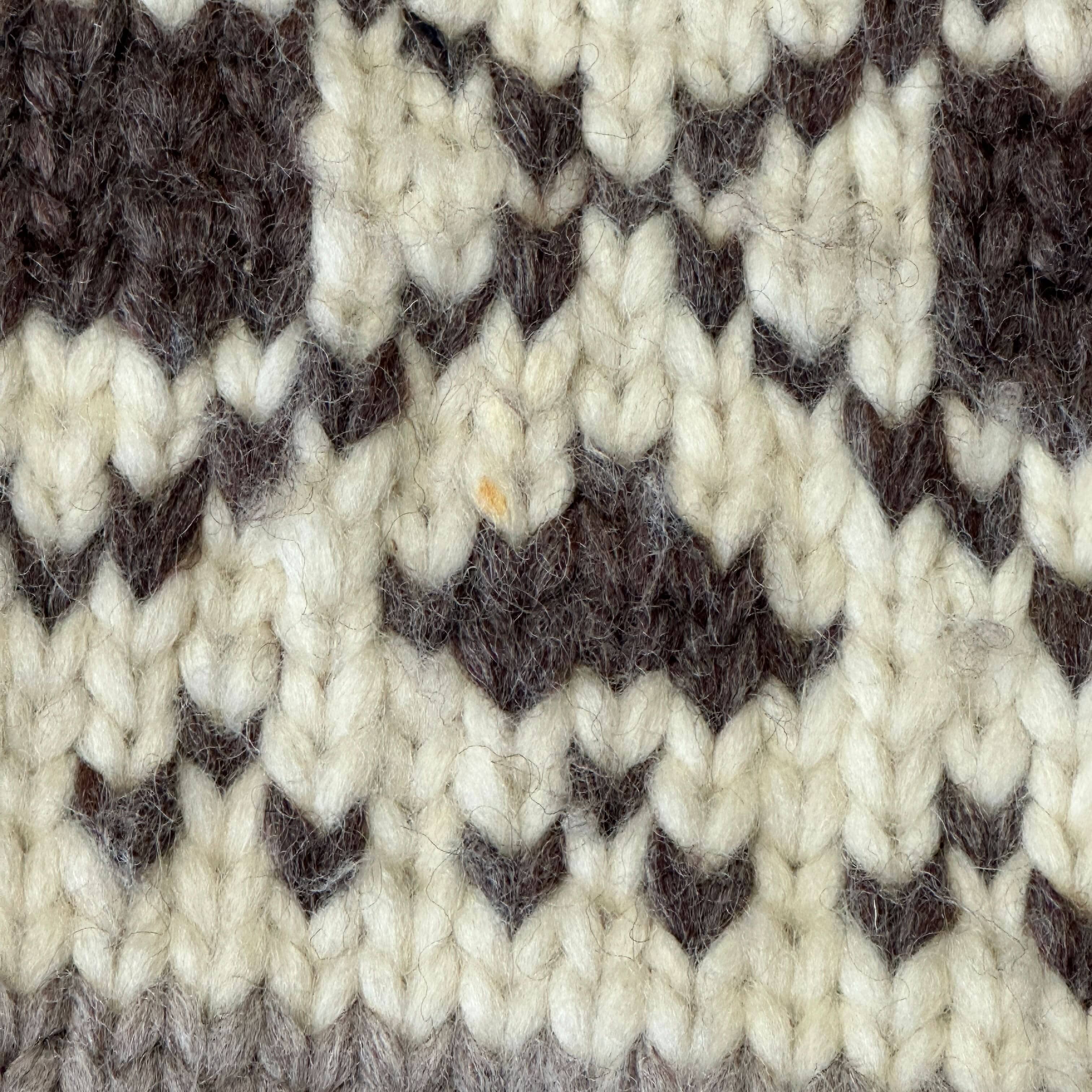 Vintage Mary-Ann Hand Knit Cowichan Zip Sweater Size M FAIF.CA 