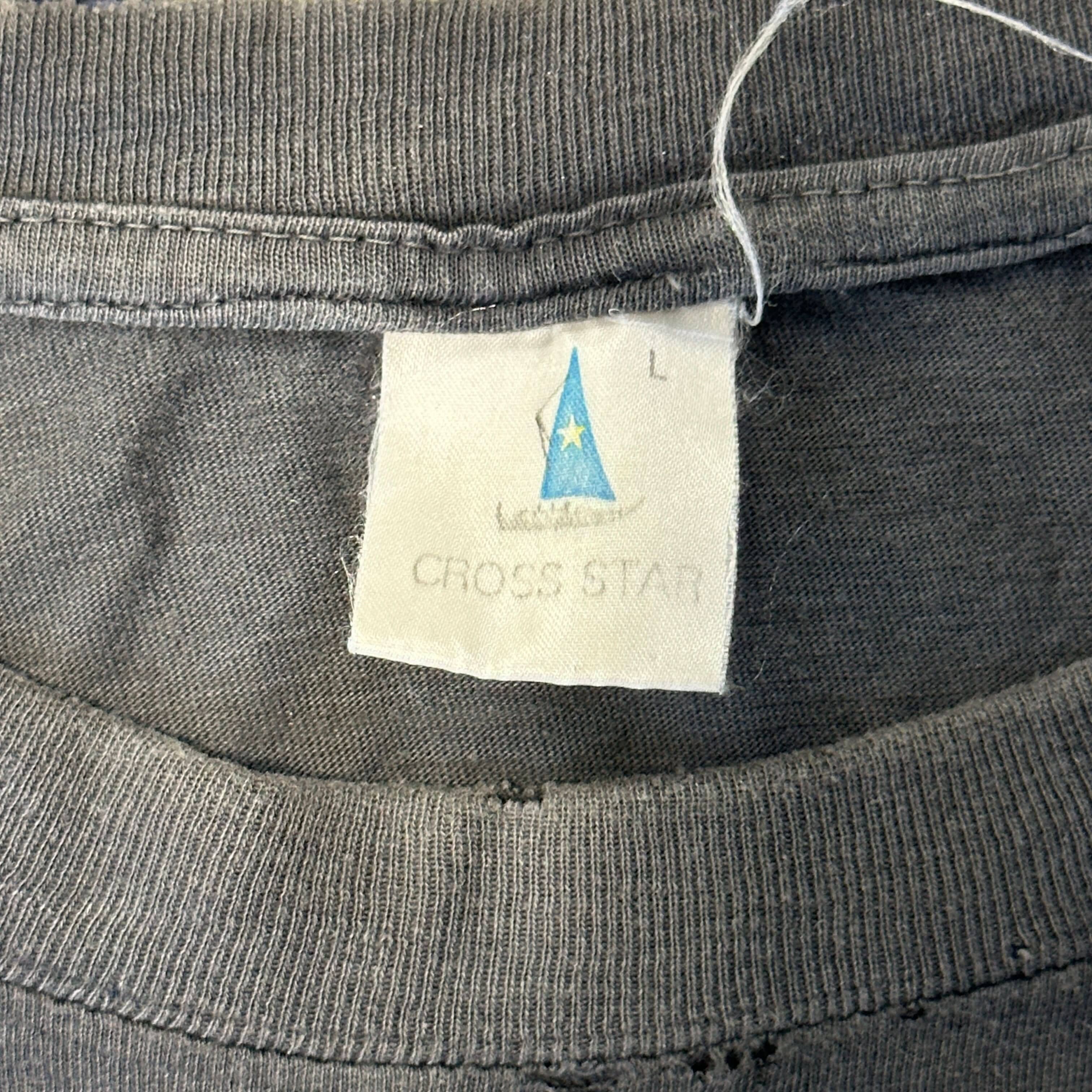 Vintage Nirvana 90s Graphic Band T-Shirt Size Large European RARE thrashed FAIF.CA 