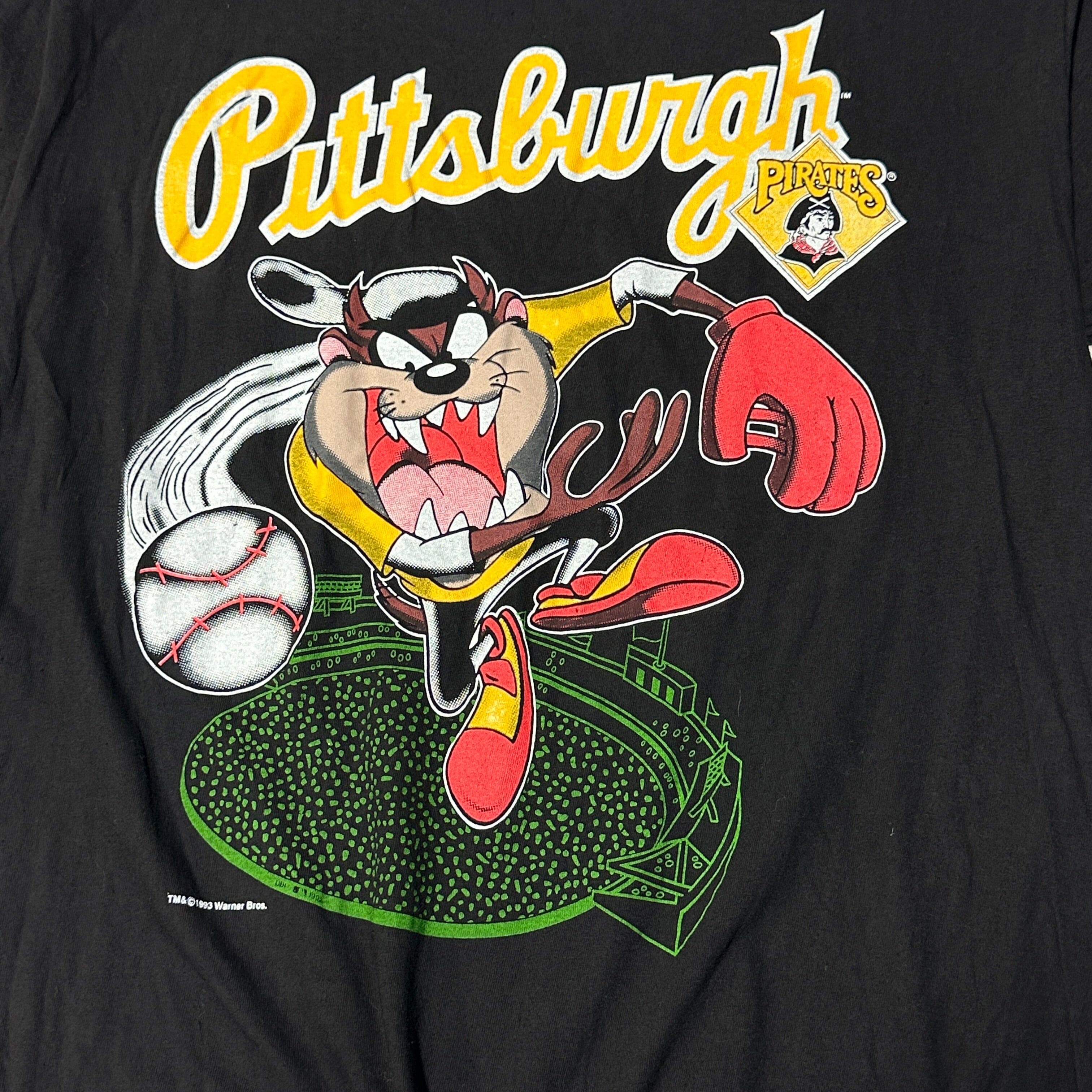 Vintage Pittsburgh Pirates Looney Tunes Graphic T-Shirt Size L Taz Black FAIF.CA 