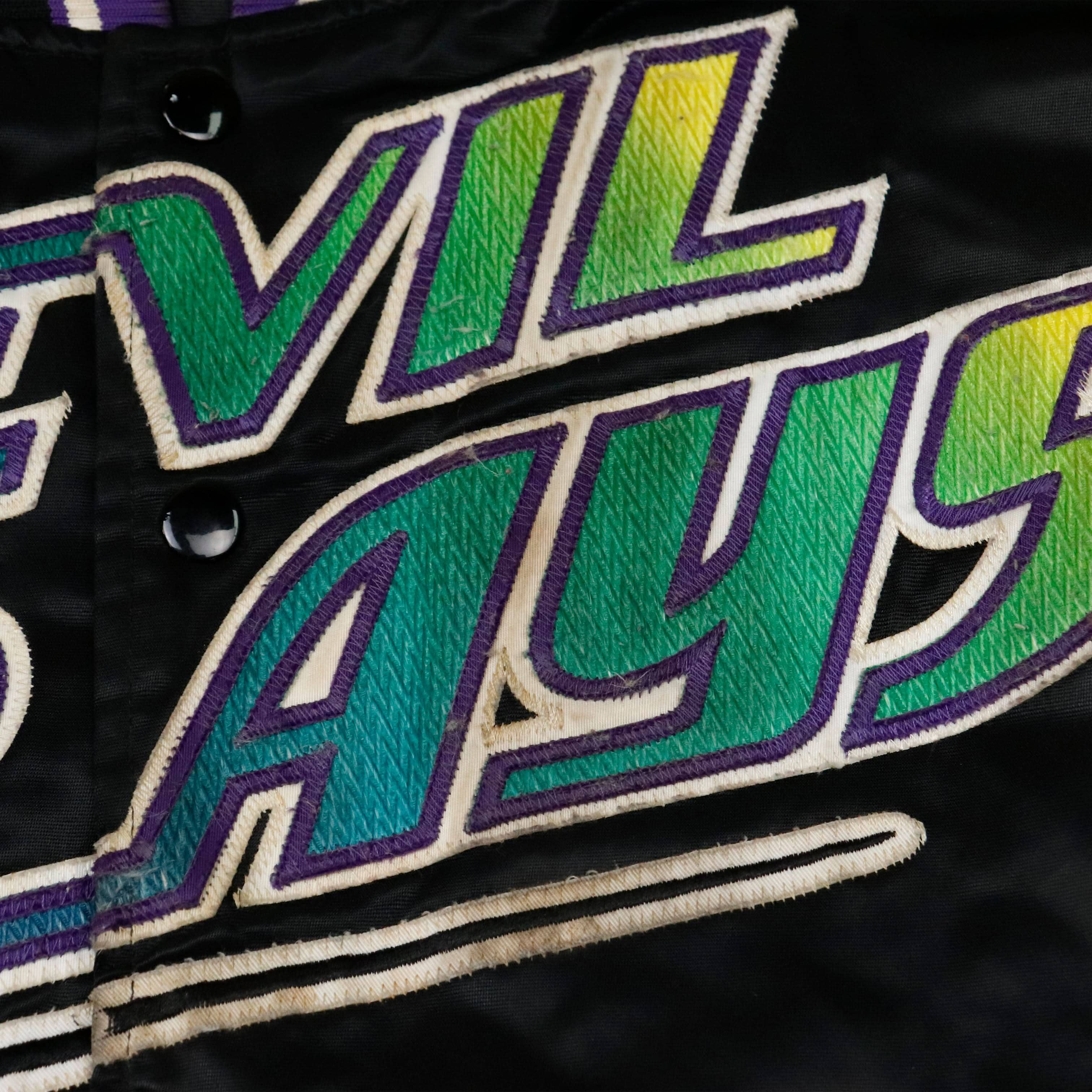 Vintage Starter Devil Rays Embroidered Satin Bomber Jacket Size XL FAIF.CA 