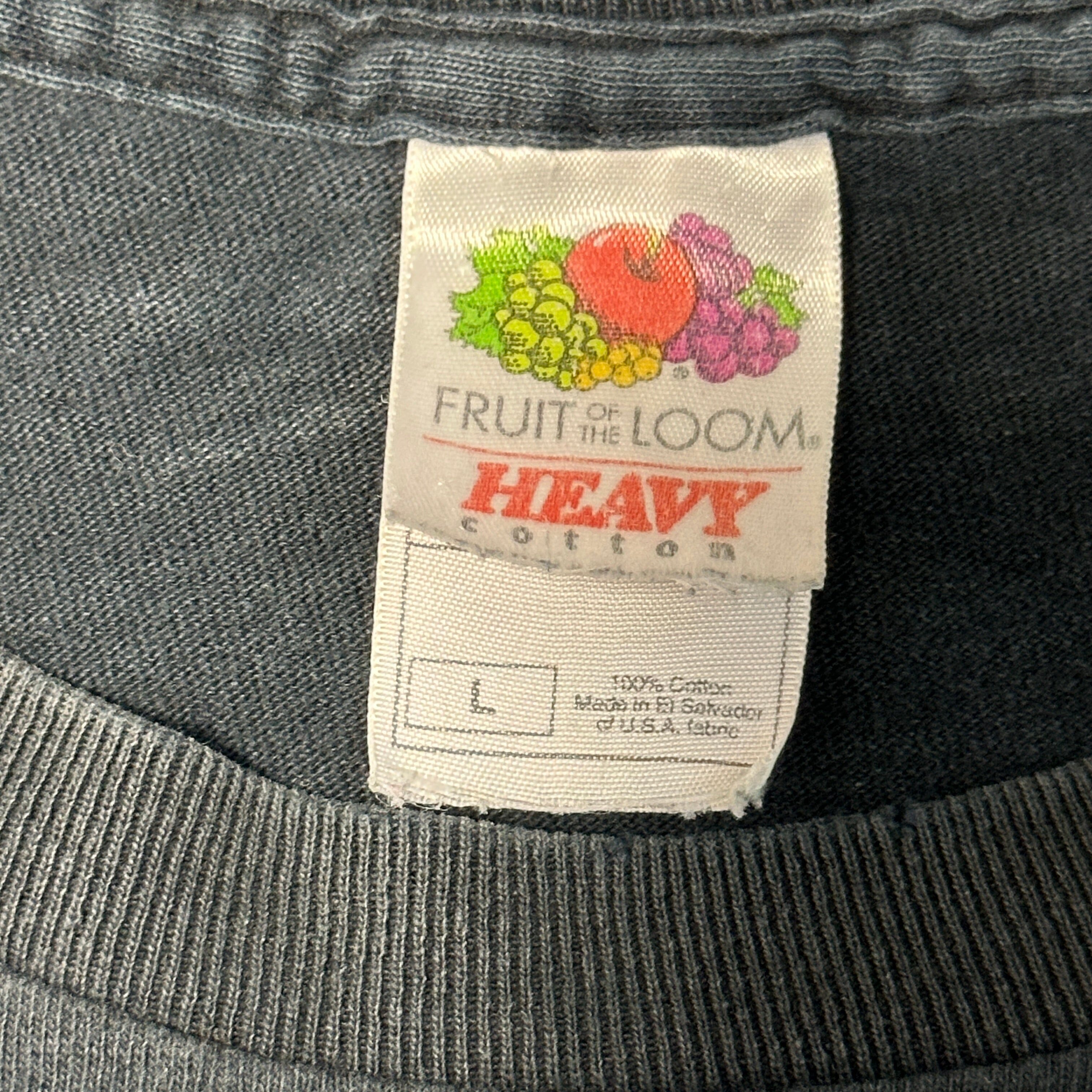 Vintage The Village Film Promo Graphic T-Shirt Size L M Night Shyamalan FAIF.CA 