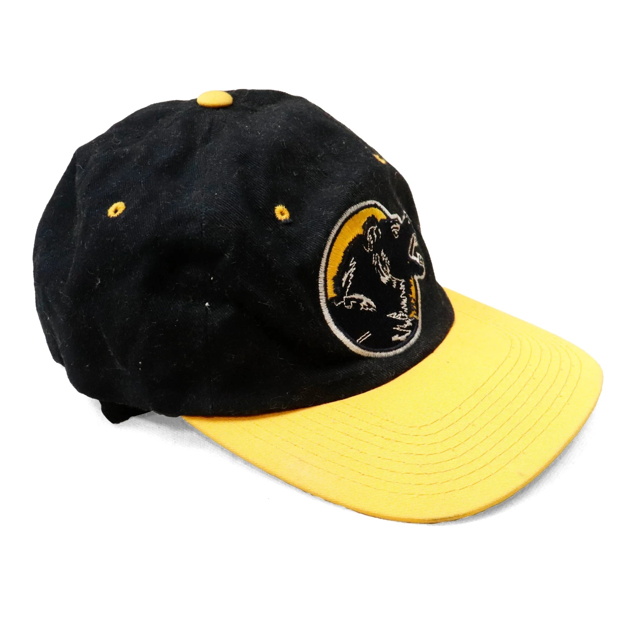 Vintage UCLA Bruins Starter Black Yellow Snapback strapback Hat Size One Size Starter 